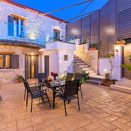 Fuer 12 Personen In Agia Paraskevi Nordkreta, Kreta Nordkueste Kretas Holiday home *